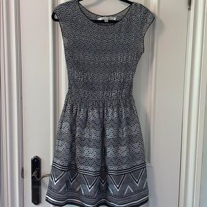 Max Studio geometric black and white dress